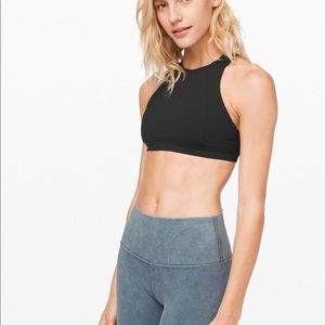 Lululemon Free to be Serene Sports Bra - S…